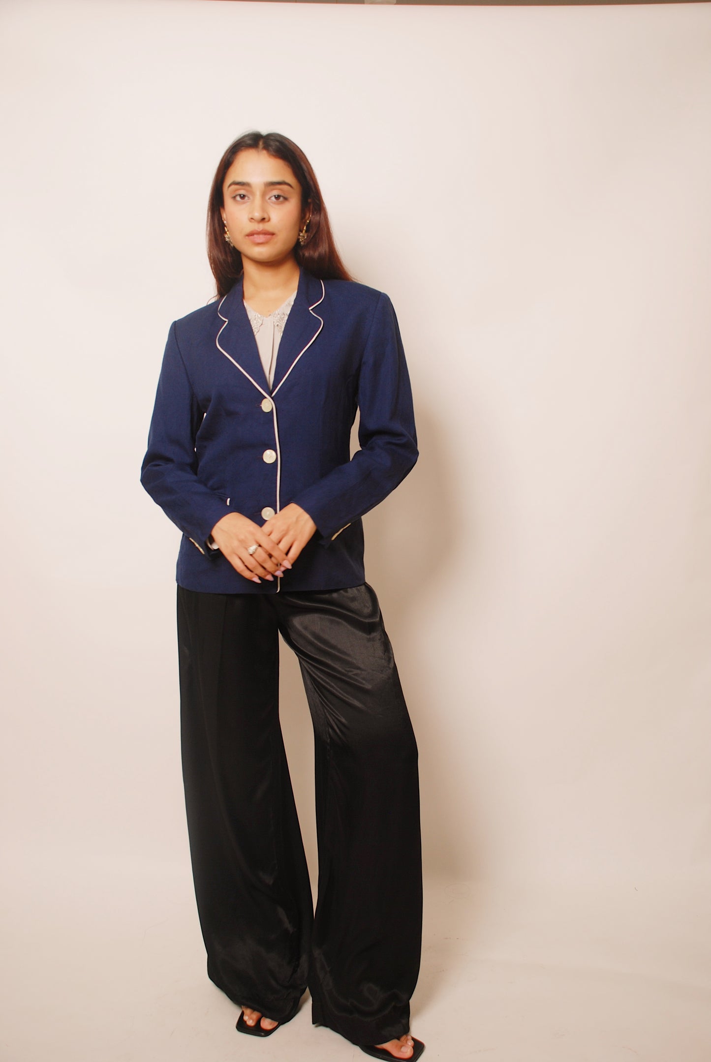 Vintage dark blue blazer with white piping