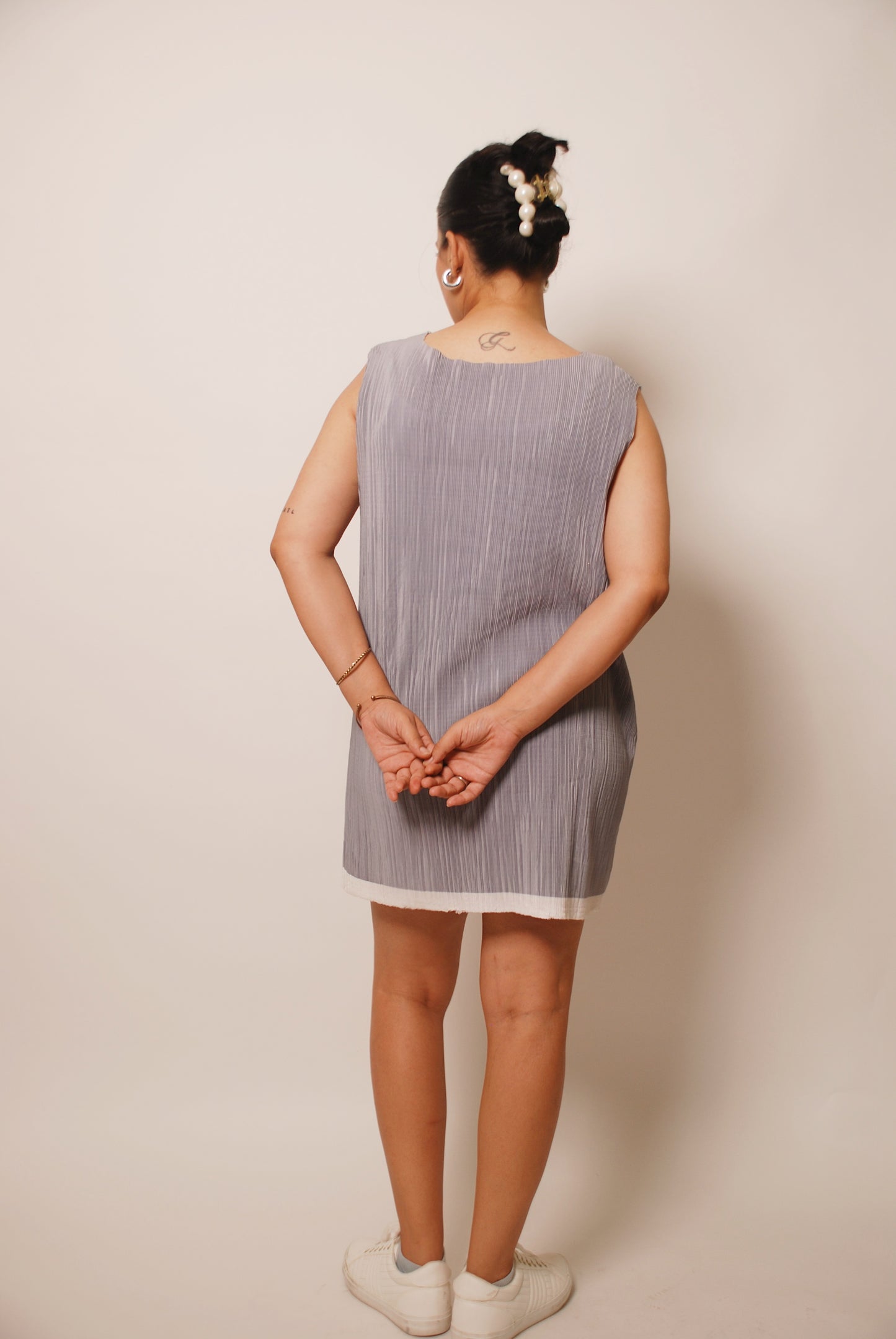 Grey plisse sleeveless mini dress