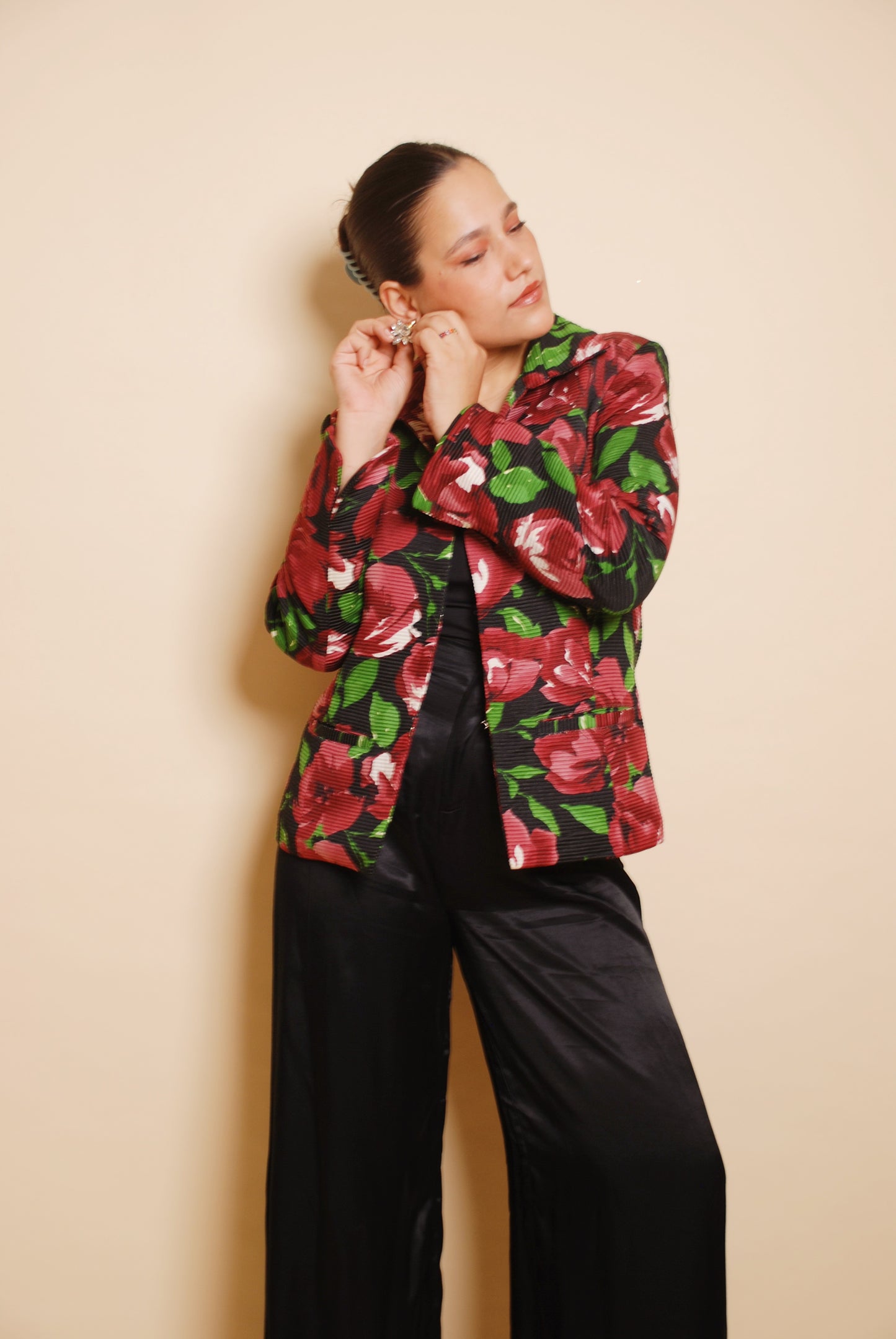 Black & maroon floral textured blazer