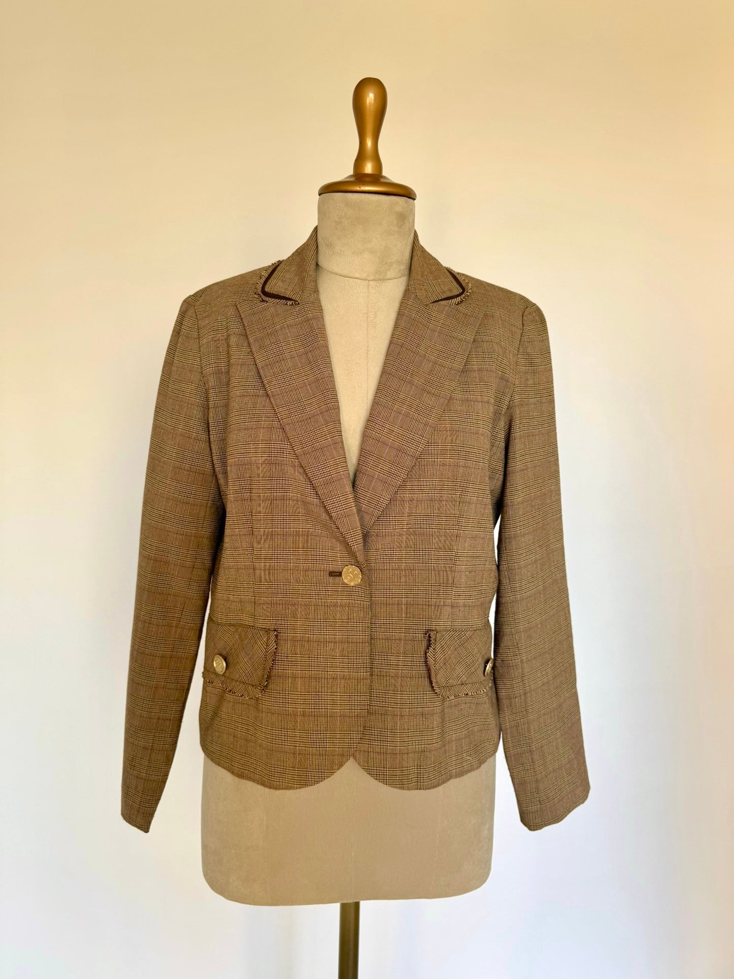 Brown classic plaid blazer