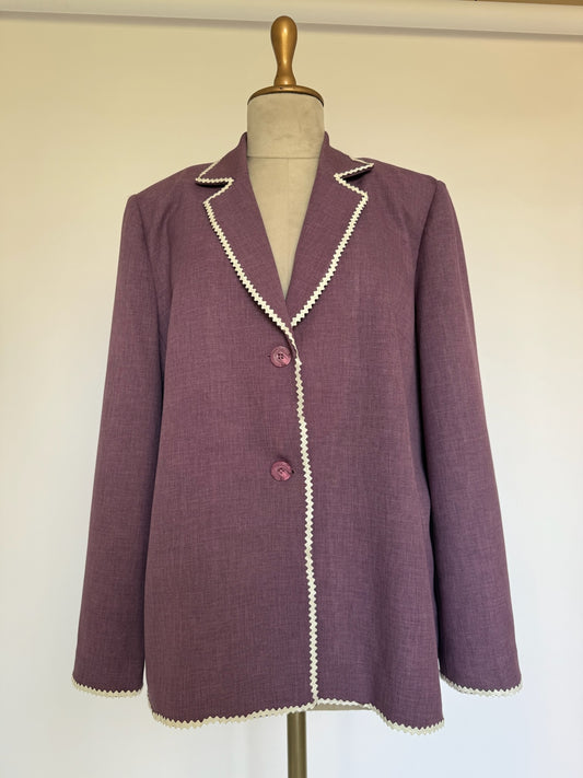 Plum contrast hem blazer