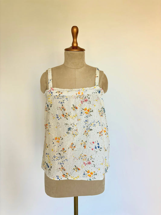 Vintage white meadow flower top