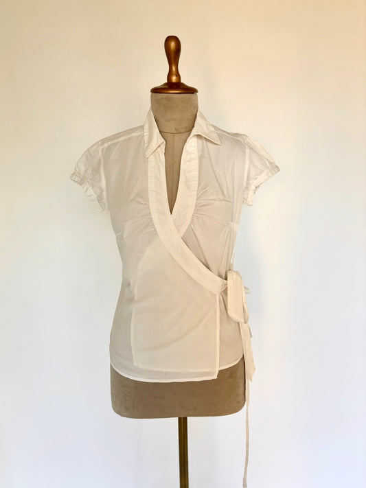 White wrap knotted top