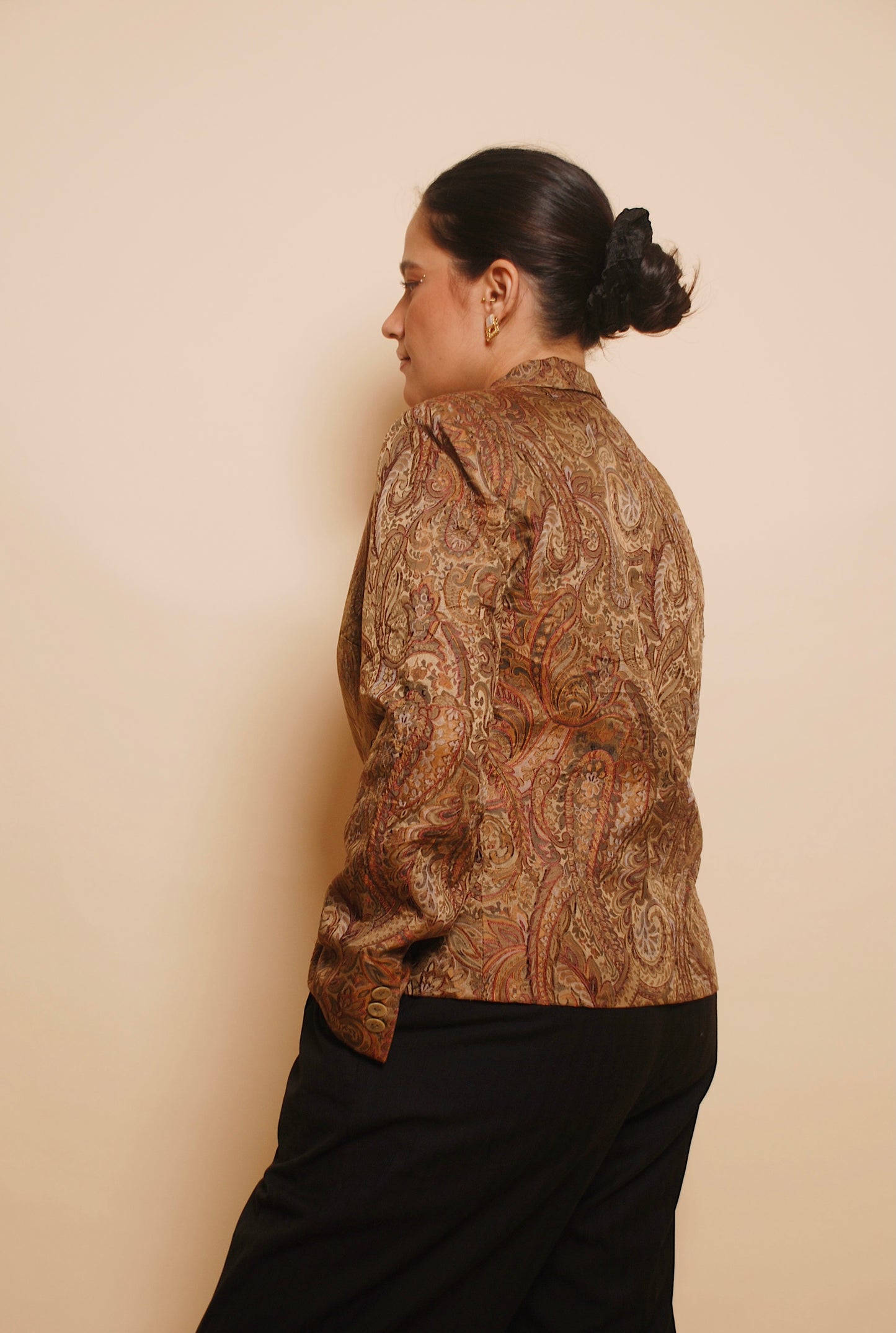 Vintage brown three button blazer