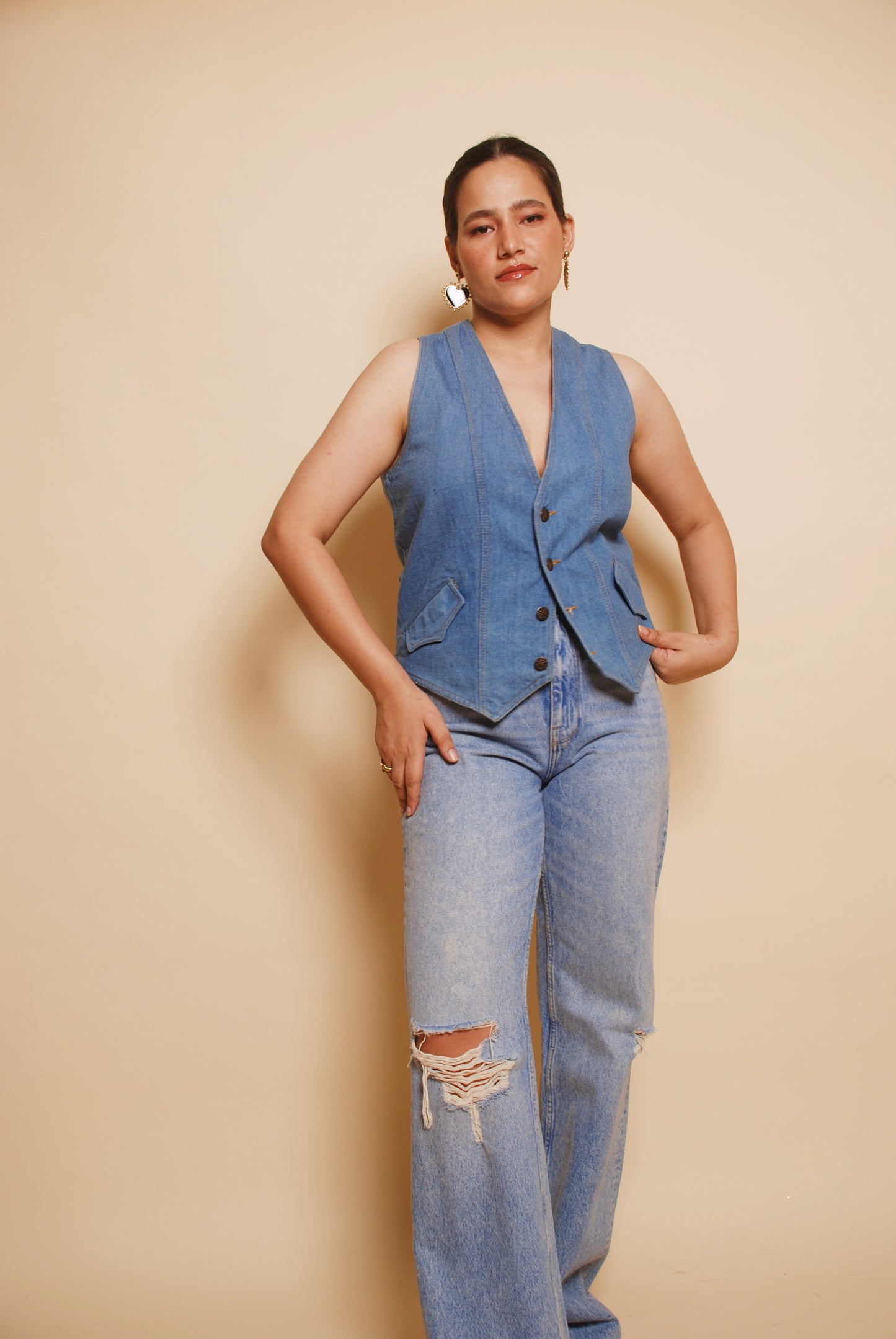 Vintage blue sleeveless denim vest