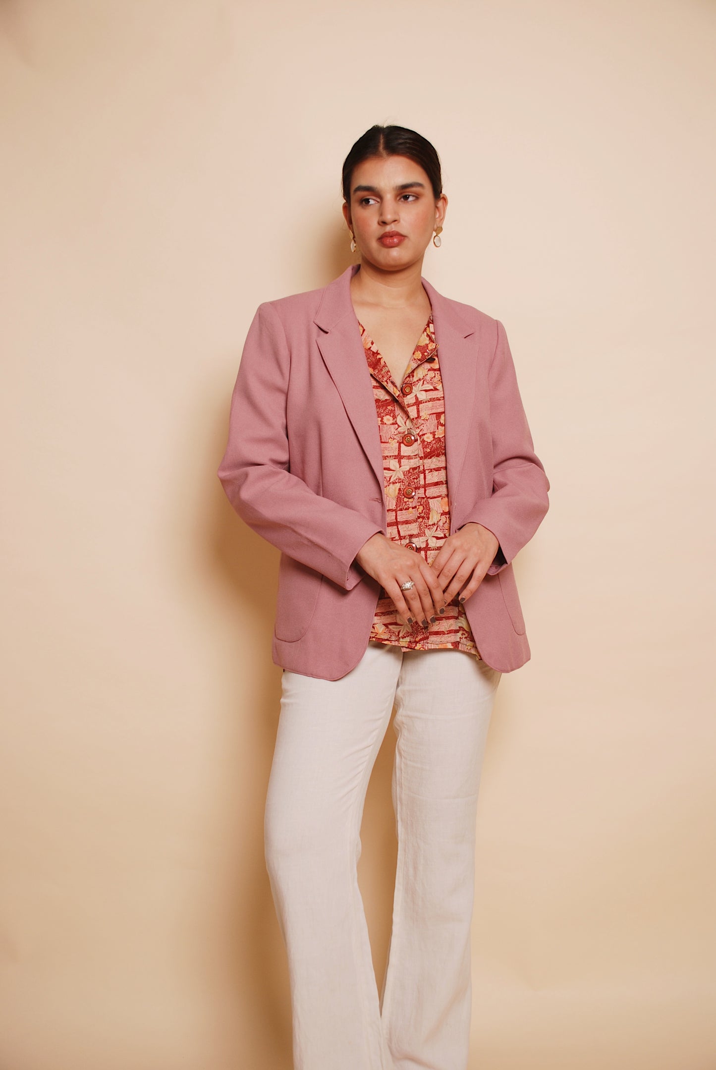 Pink solid one-button blazer