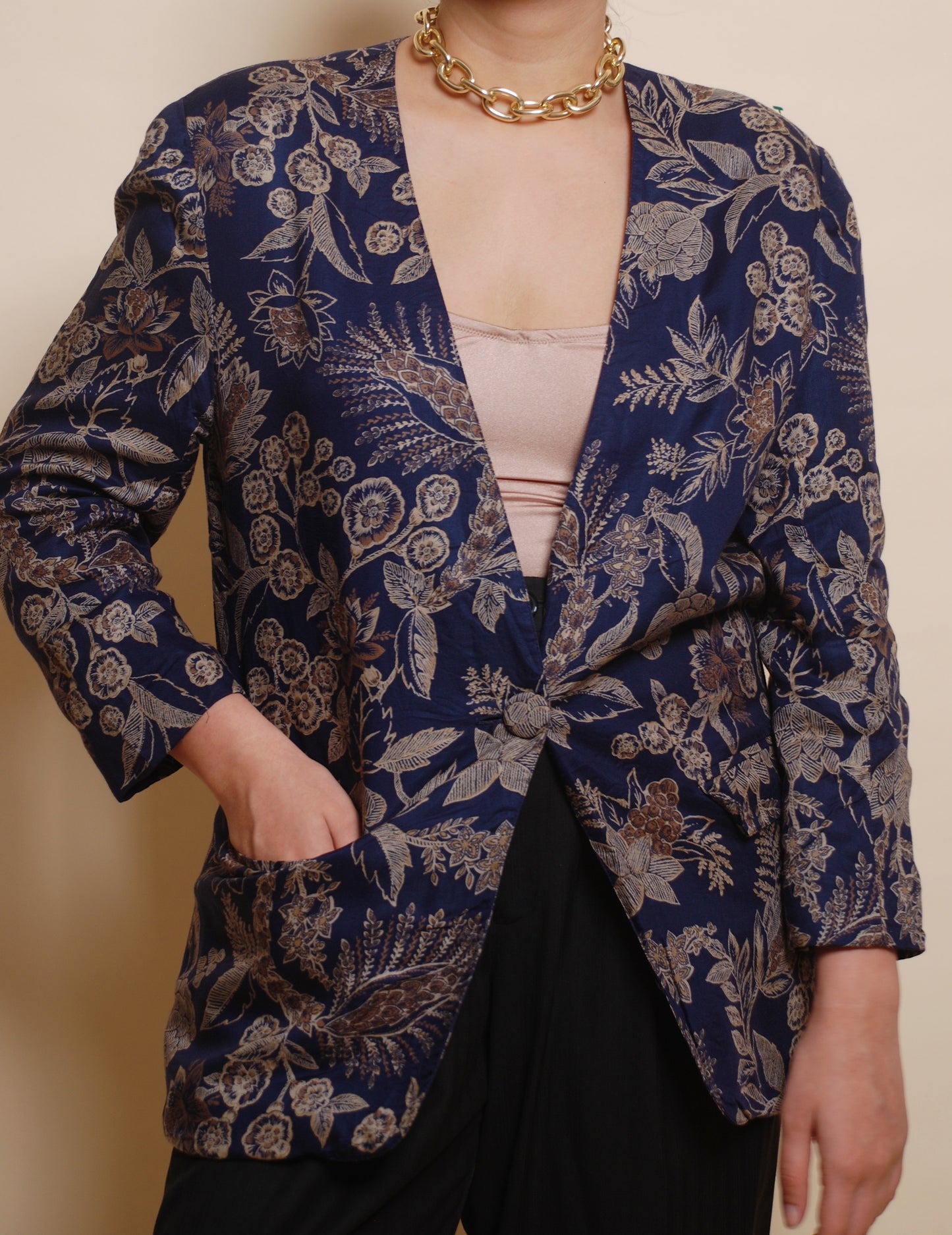 Vintage navy floral one button blazer