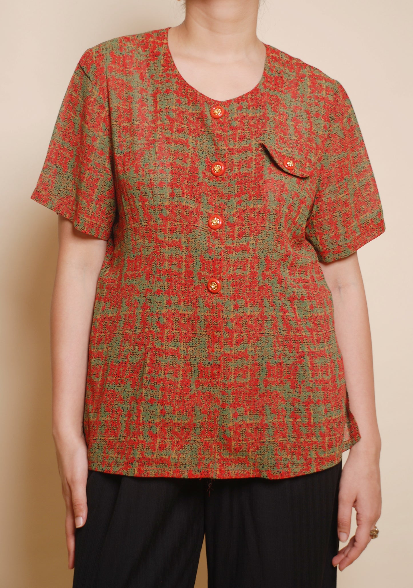 Red & green u-neck blouse