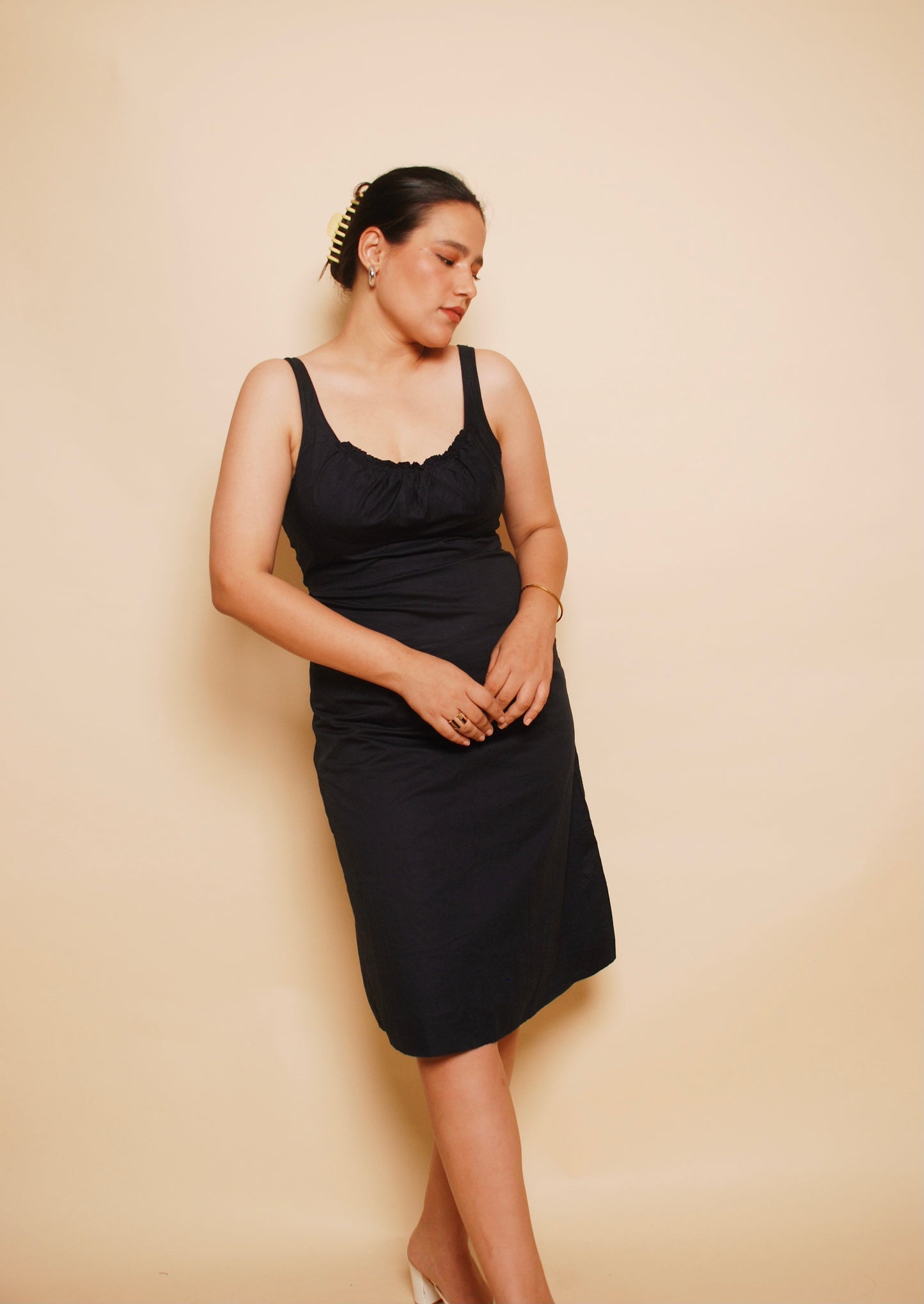 Navy blue A-line sleeveless midi dress