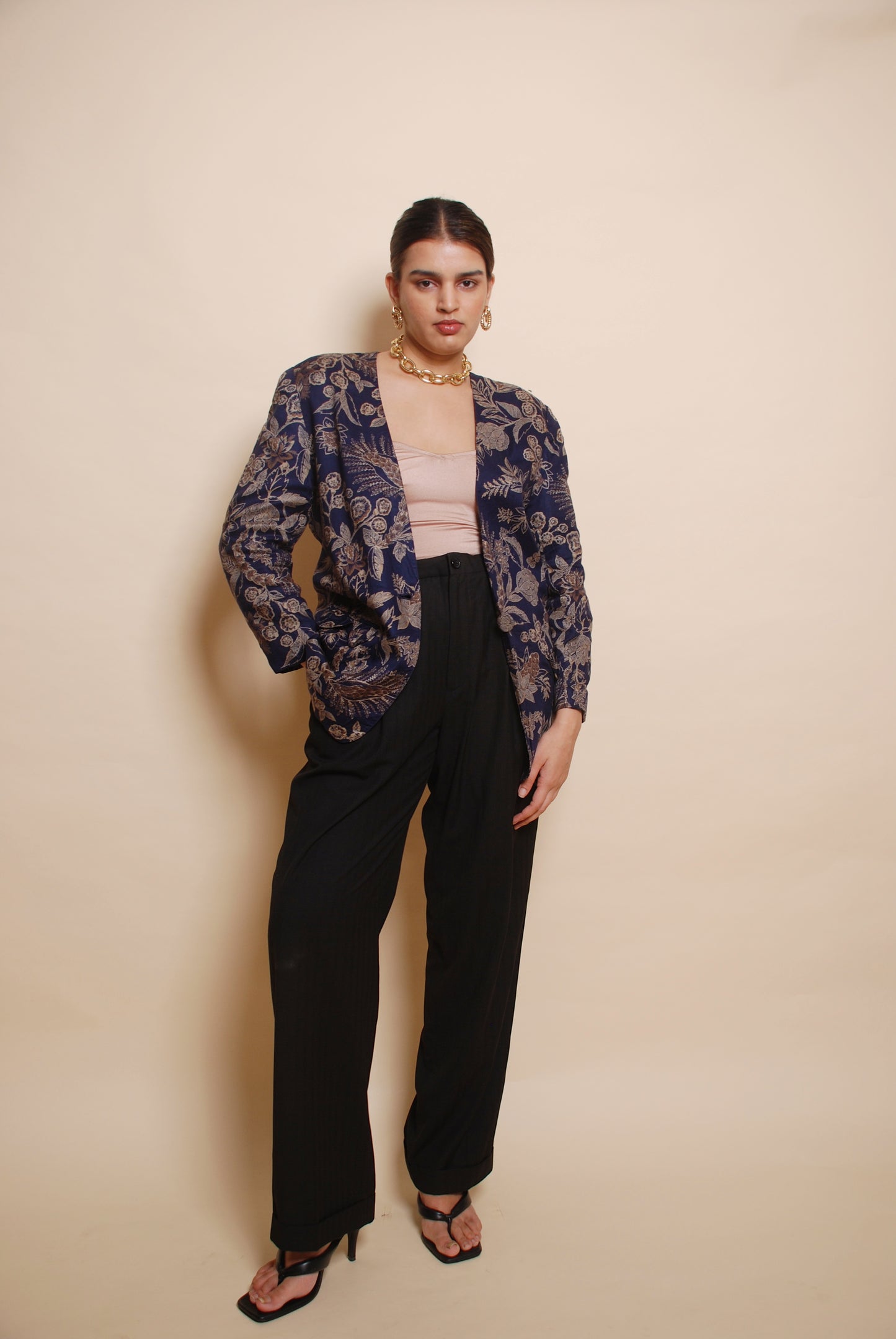 Vintage navy floral one button blazer