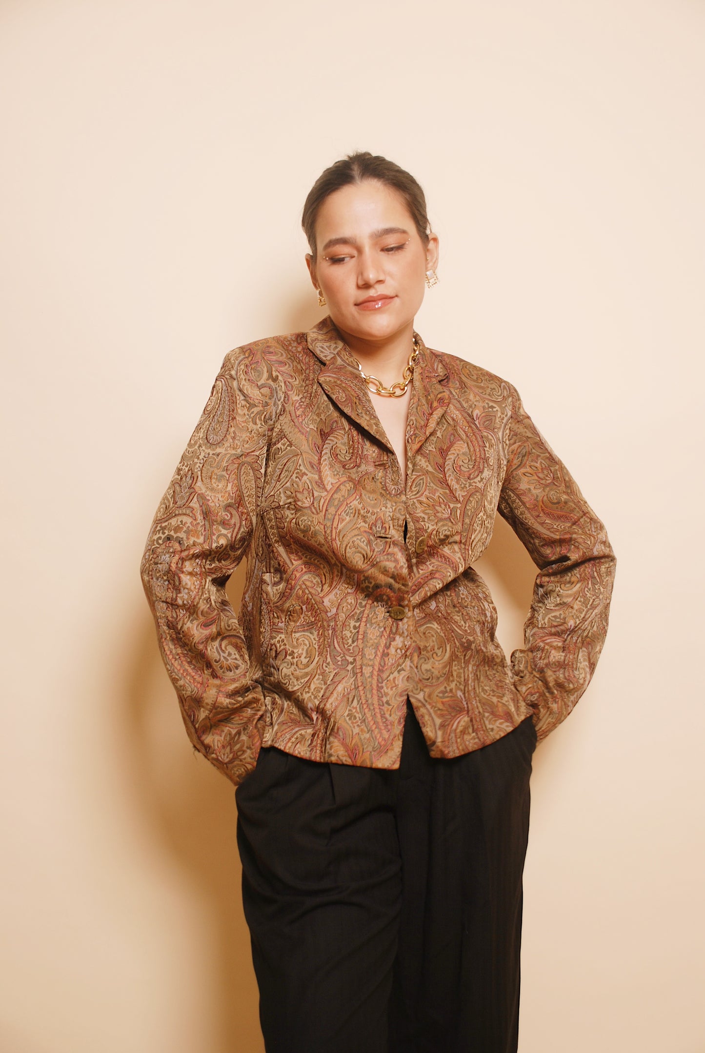 Vintage brown three button blazer