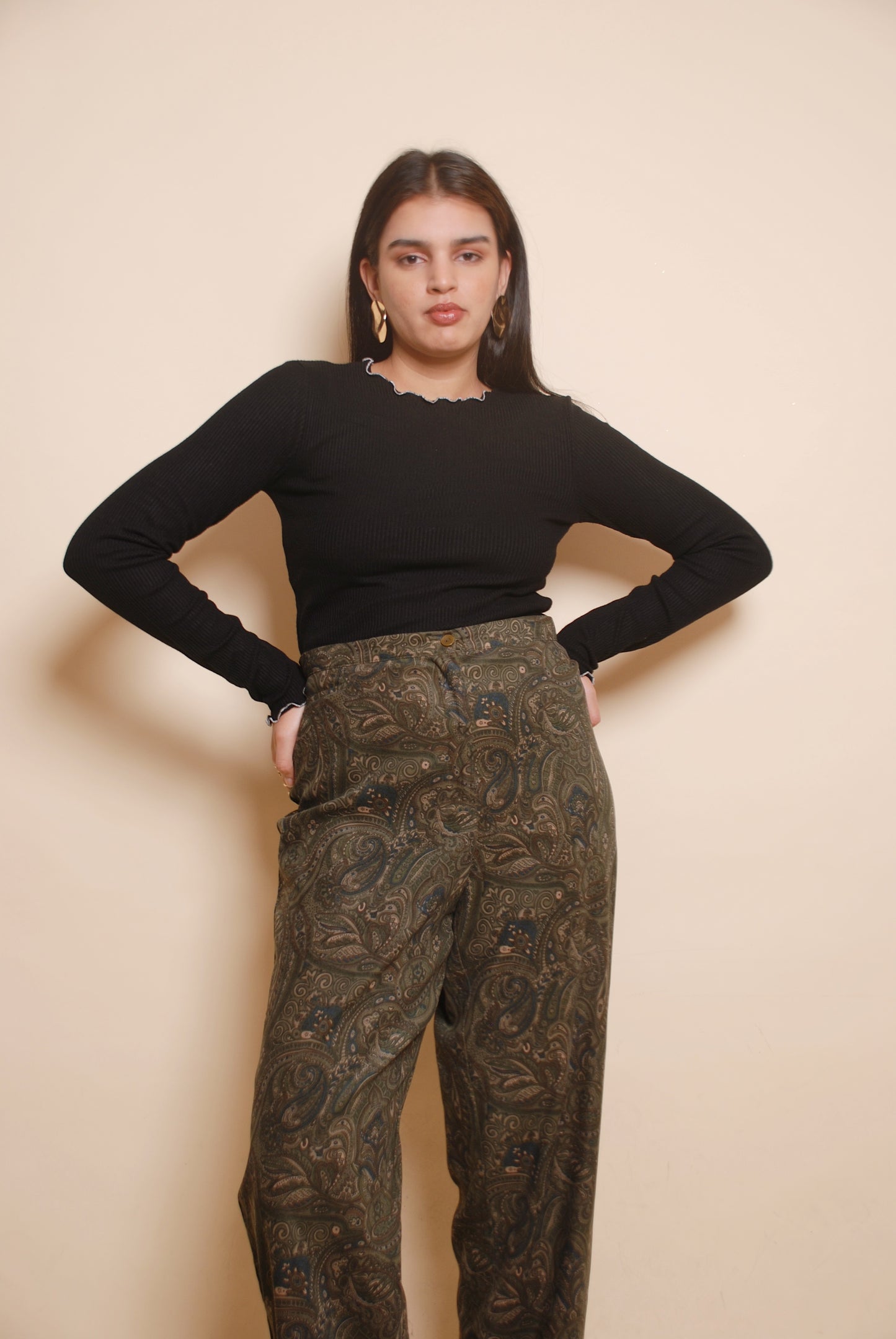 Vintage moss green printed pants