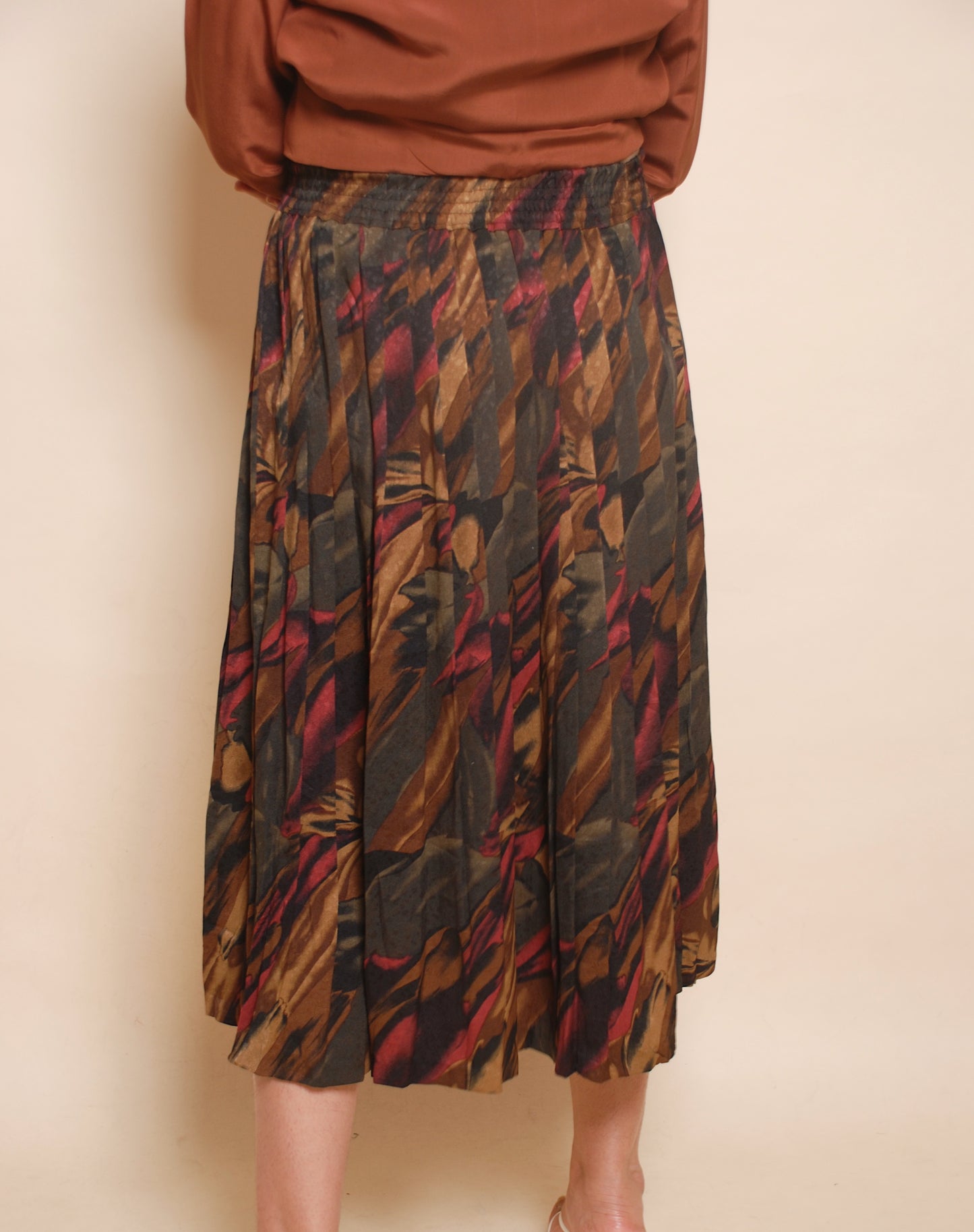 Multicolor pleated midi skirt