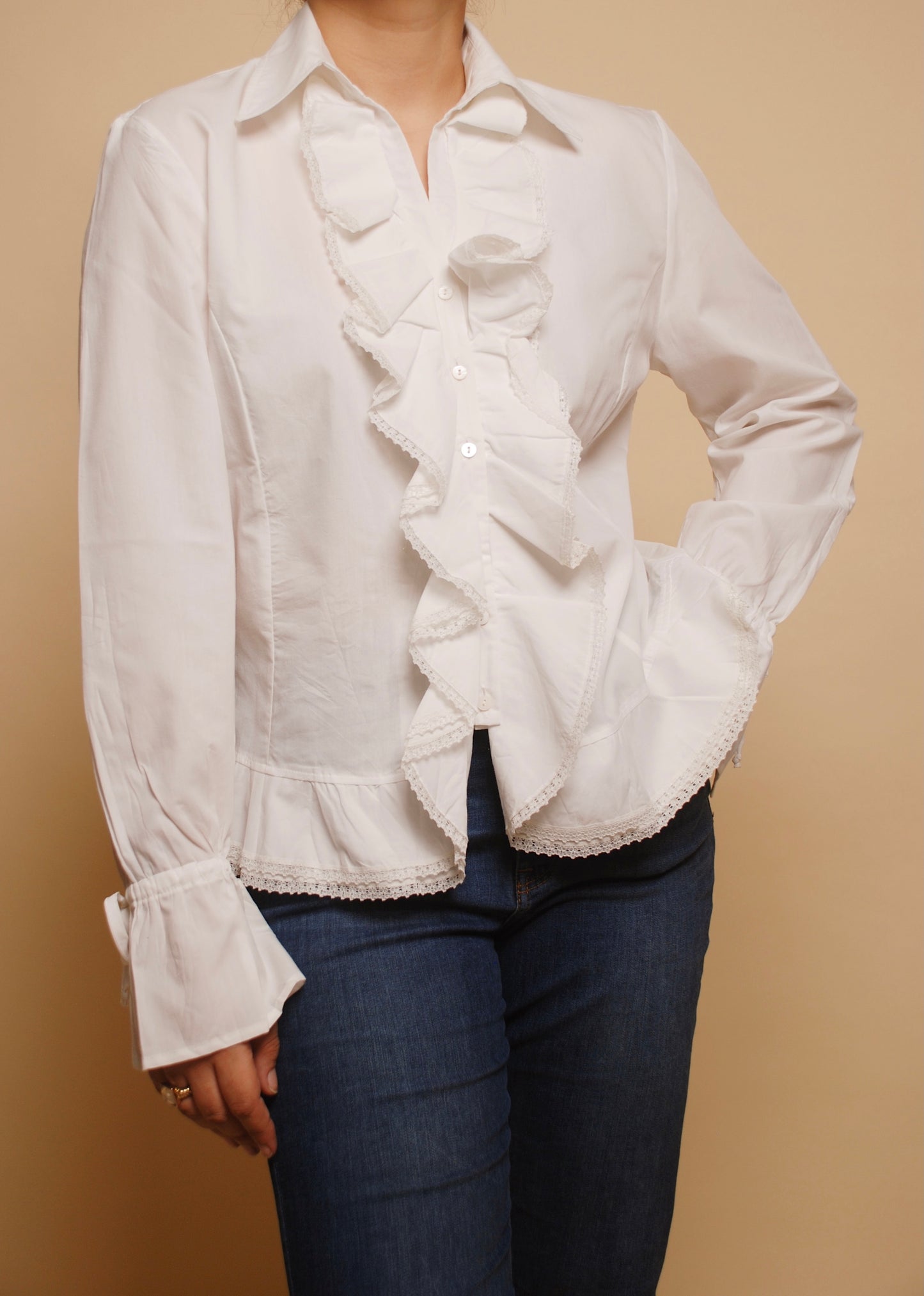 White ruffled cotton shirt