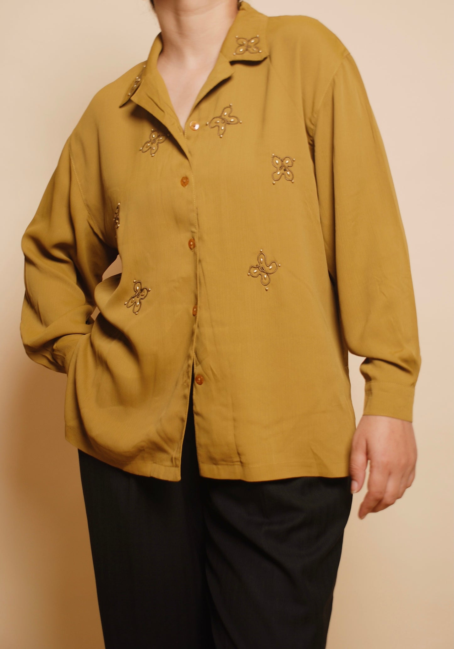 Pickle green shirt with floral embroidery