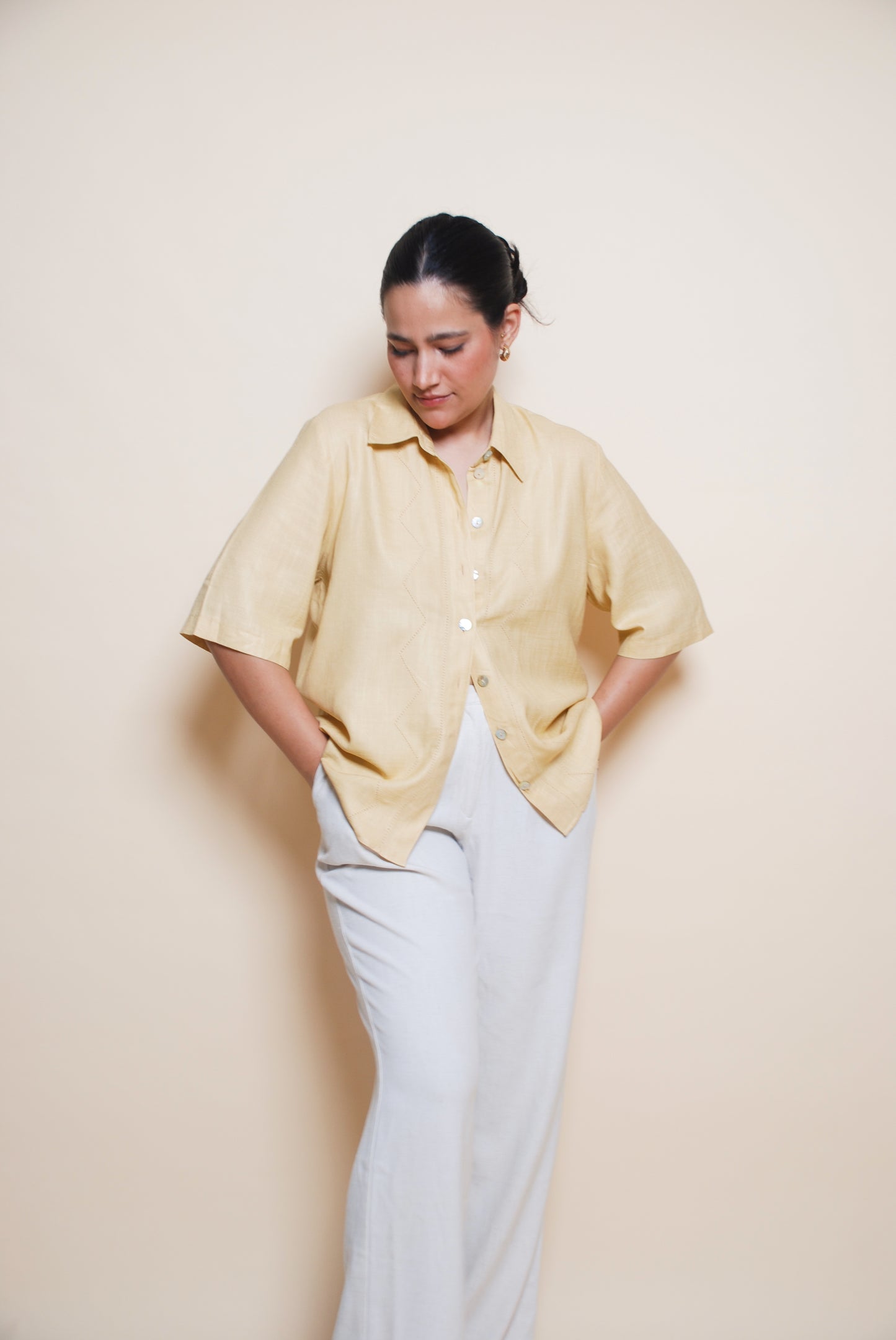 Beige short sleeve shirt