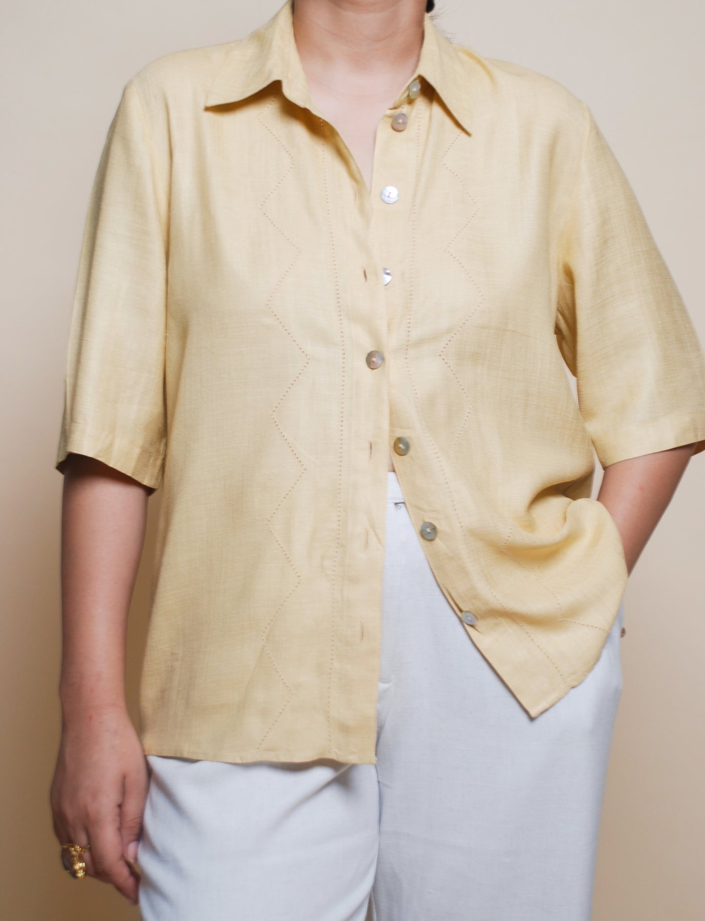 Beige short sleeve shirt