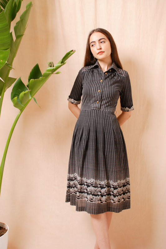 Vintage black & white printed shirt dress