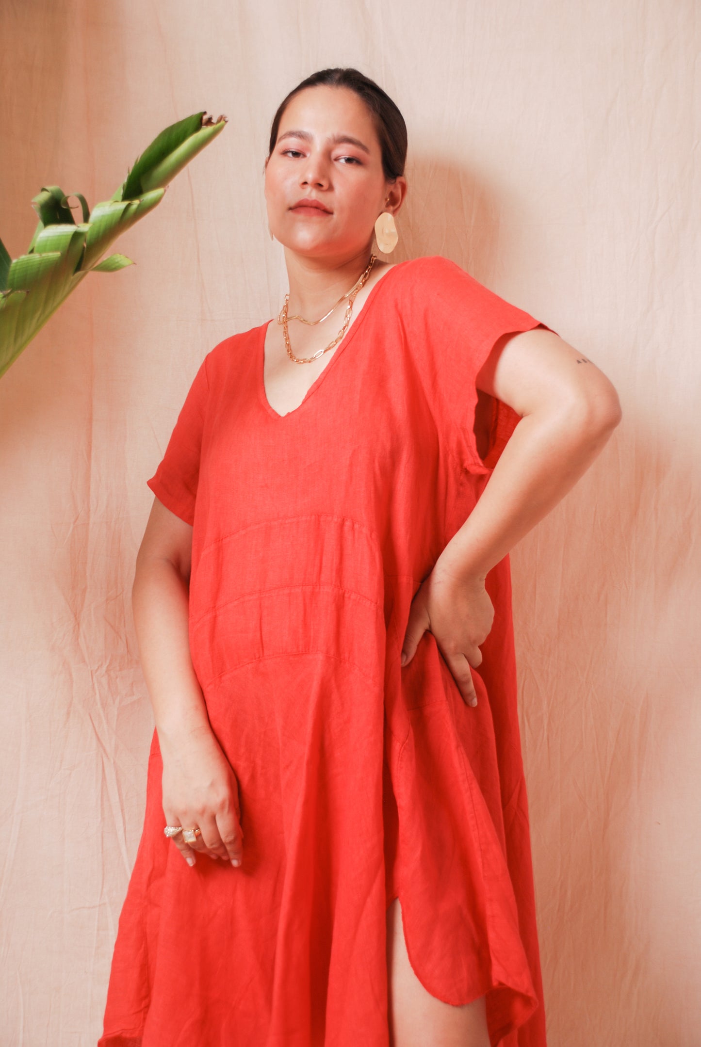 Red short sleeve flared dress