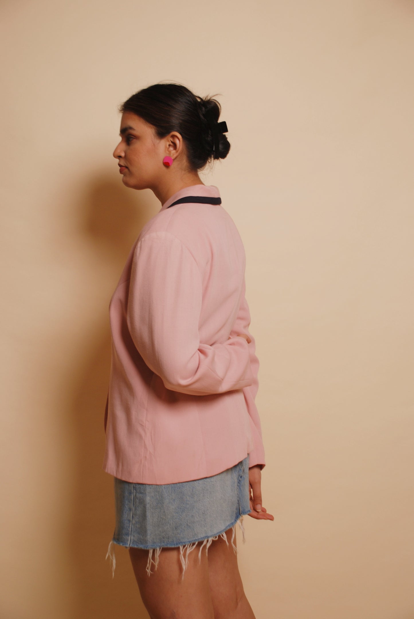 Vintage blush pink blazer with contrast piping